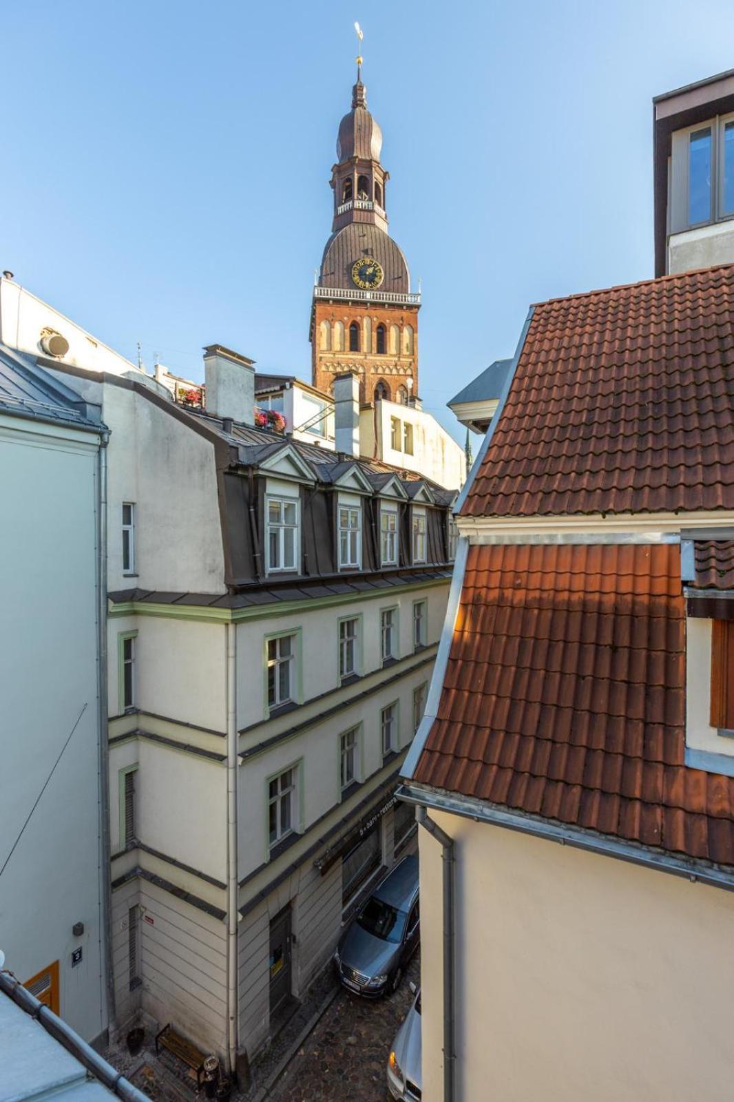 Amber Private Rooms Riga Exterior photo