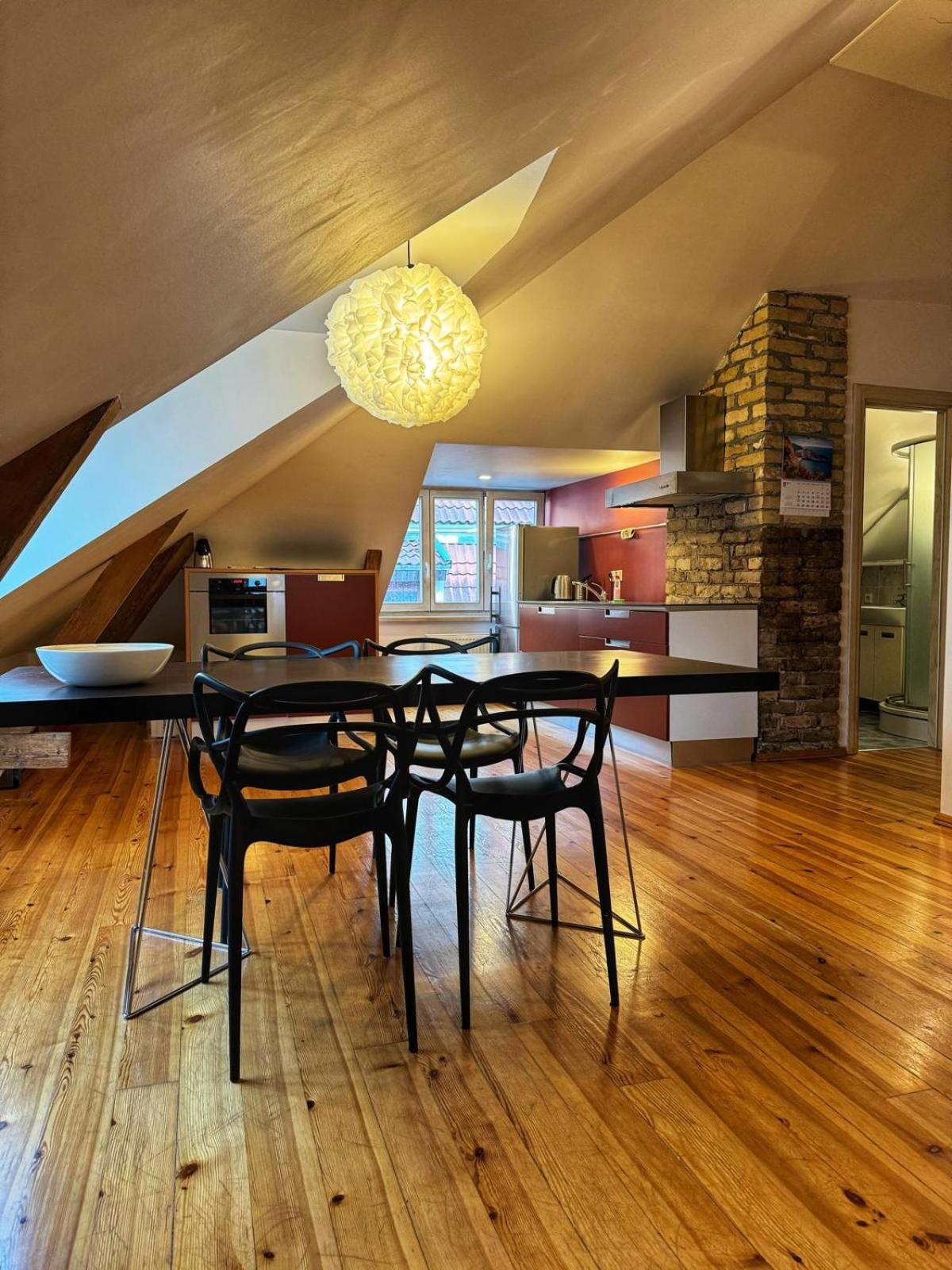 Amber Private Rooms Riga Exterior photo